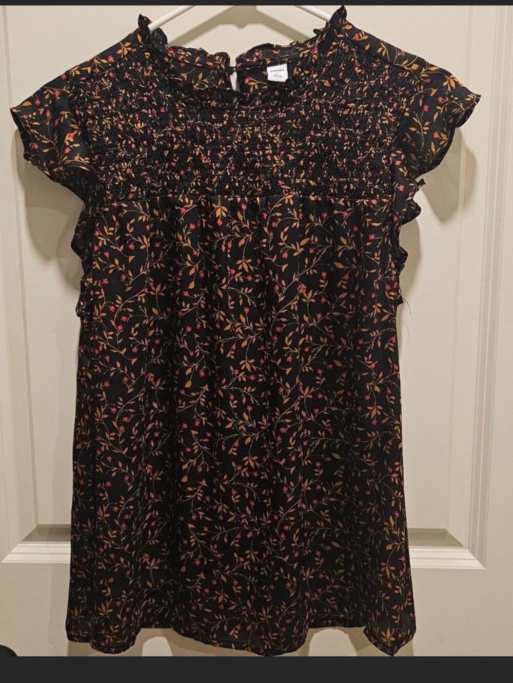 Old Navy Black Floral Smocked Flutter Sleeve Blouse